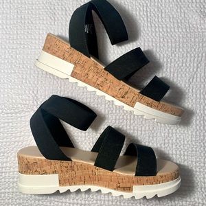 ‼️SOLD‼️ Black Kimmie Wedge Sandals